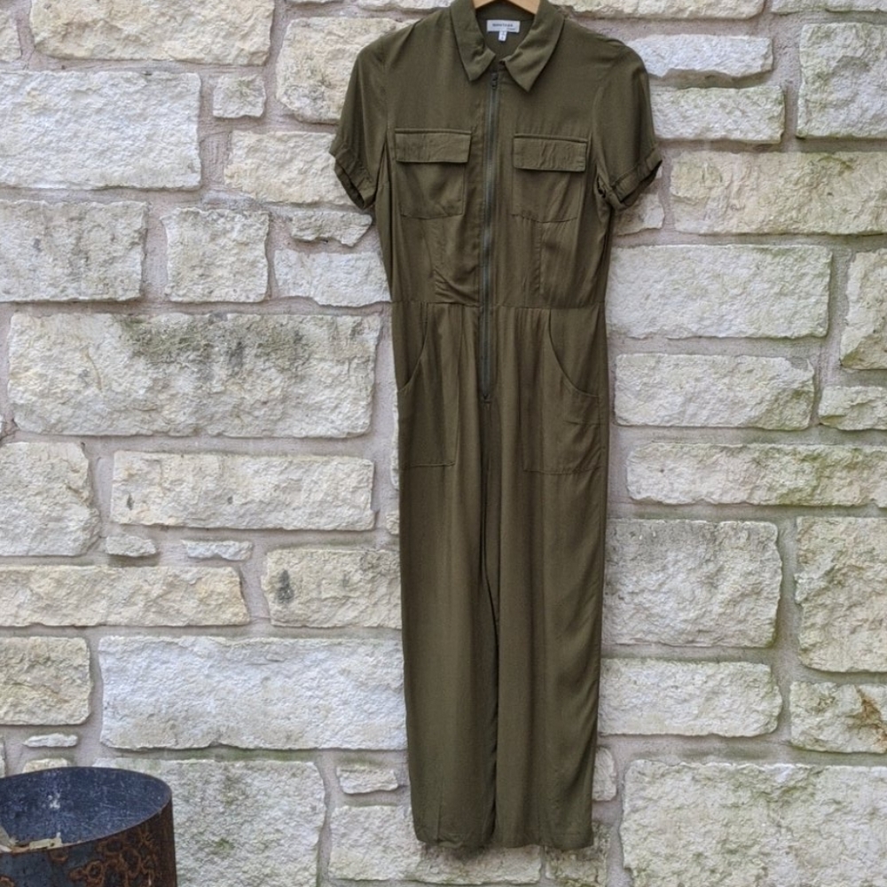 New army green jumpsuit